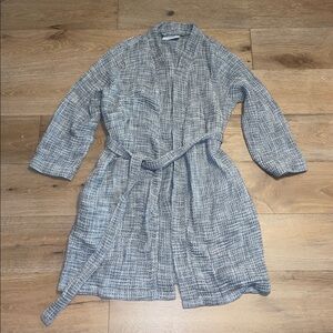 Parachute Unisex Waffle knit Robe size large in gray